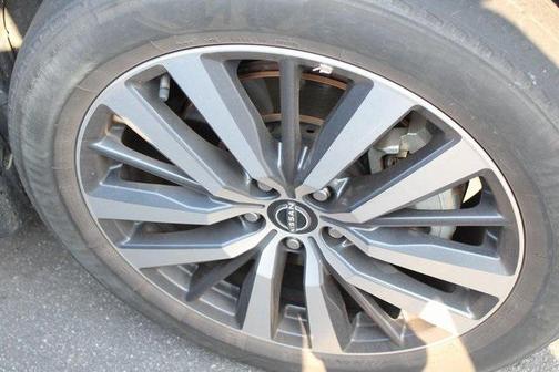 2022 Nissan Pathfinder Platinum 4WD