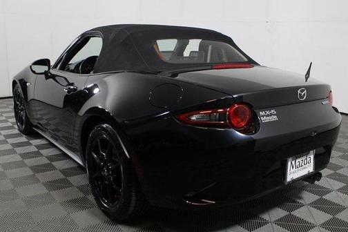 2020 Mazda MX-5 Miata Sport