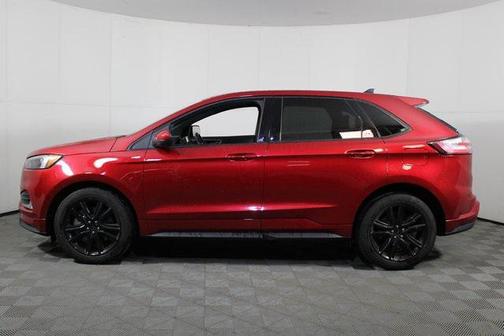 2022 Ford Edge ST Line