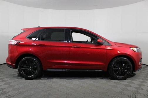 2022 Ford Edge ST Line