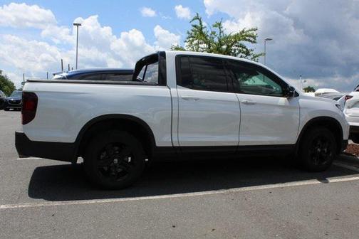 2022 Honda Ridgeline Black