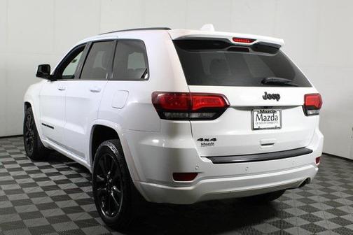 2017 Jeep Grand Cherokee Altitude