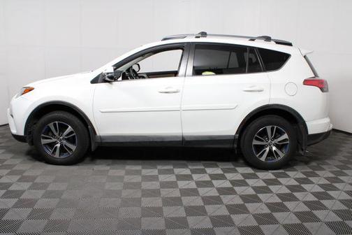 Super White 2017 Toyota RAV4 XLE