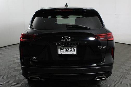 2022 INFINITI QX50 LUXE AWD