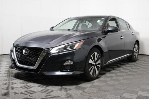 Blue Metallic 2019 Nissan Altima 2.5 SV