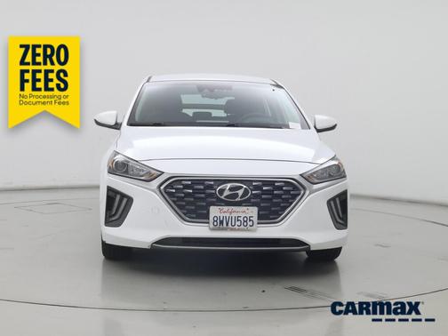 White 2021 Hyundai IONIQ Plug-In Hybrid SE