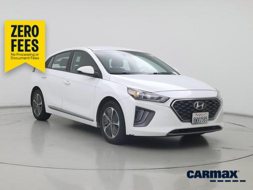 White 2021 Hyundai IONIQ Plug-In Hybrid SE