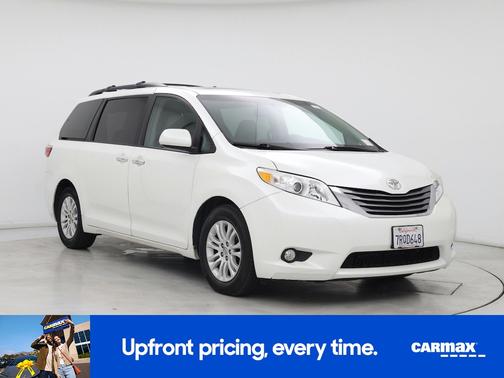 2015 Toyota Sienna XLE