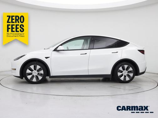 White 2023 Tesla Model Y Long Range