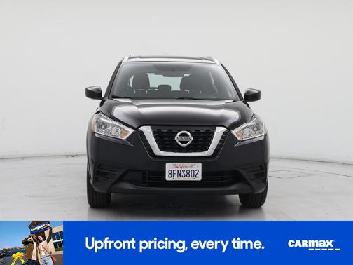 Black 2018 Nissan Kicks S