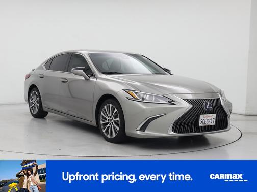 2019 Lexus ES 300h Ultra Luxury