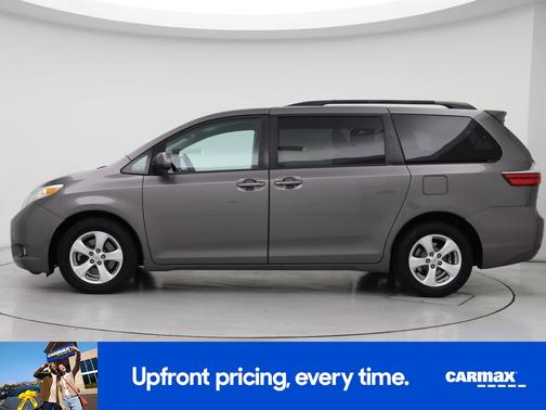 2016 Toyota Sienna LE