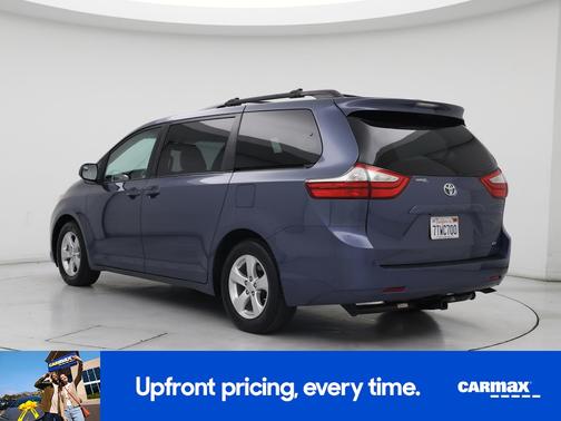 2016 Toyota Sienna LE