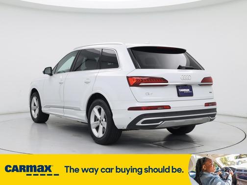 2024 Audi Q7 Premium Plus