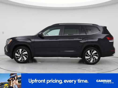 Black 2024 Volkswagen Atlas SE
