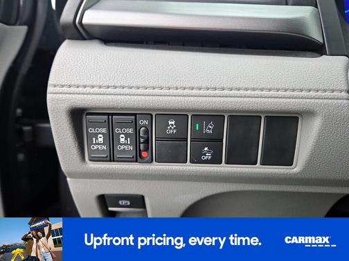 Gray 2018 Honda Odyssey EX