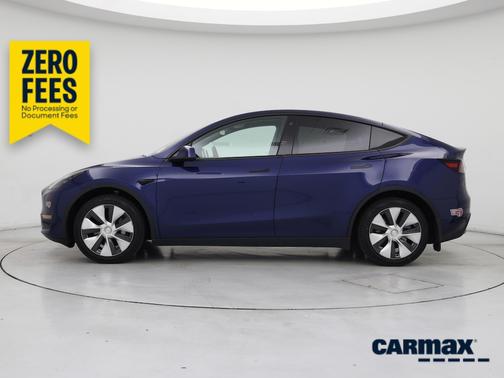 Blue 2023 Tesla Model Y Long Range