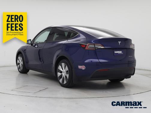 Blue 2023 Tesla Model Y Long Range