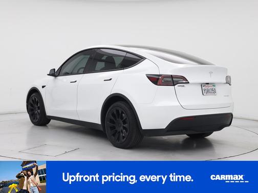 White 2025 Tesla Model Y Long Range