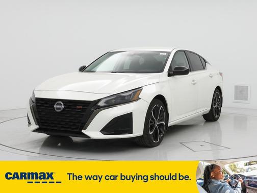 2023 Nissan Altima SR