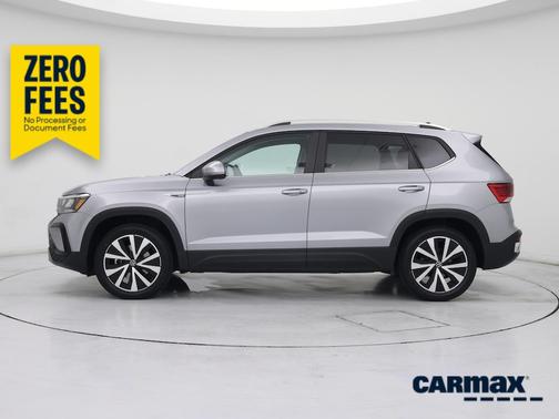 Silver 2023 Volkswagen Taos SE