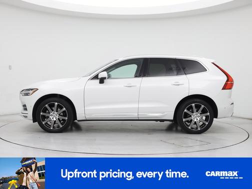 White 2019 Volvo XC60 T5 Inscription