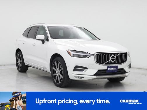 White 2019 Volvo XC60 T5 Inscription