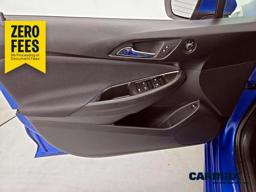 Blue 2018 Chevrolet Cruze LT