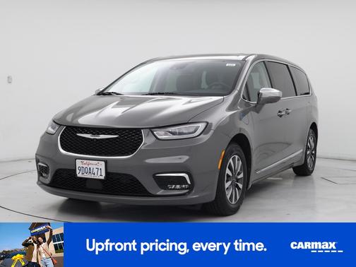 Gray 2022 Chrysler Pacifica Hybrid Limited