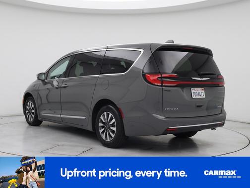 Gray 2022 Chrysler Pacifica Hybrid Limited