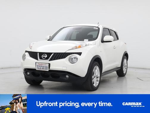 White 2014 Nissan Juke SL