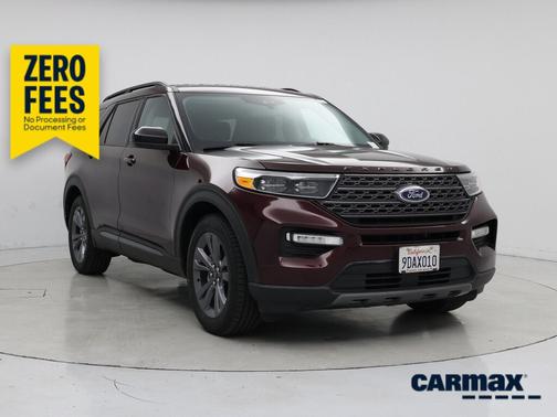 Burgundy 2022 Ford Explorer XLT