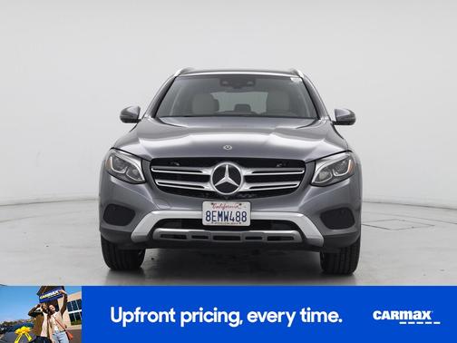 Gray 2018 Mercedes-Benz GLC 300