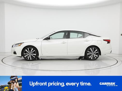 2022 Nissan Altima SR