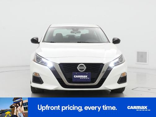 2022 Nissan Altima SR