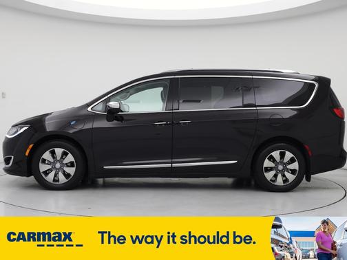 2018 Chrysler Pacifica Hybrid Limited