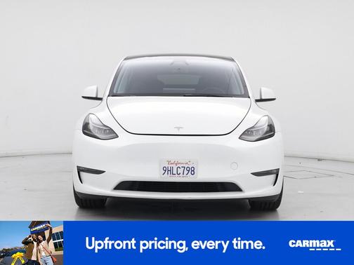 White 2023 Tesla Model Y Performance