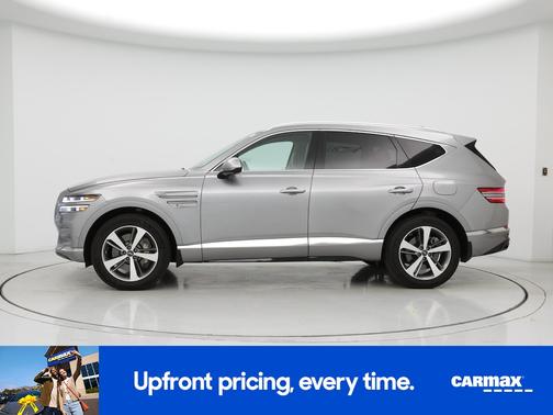 Silver 2023 Genesis GV80