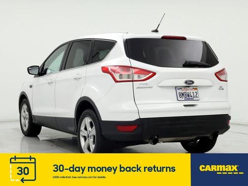Photo 2 of 26 of 2016 Ford Escape SE