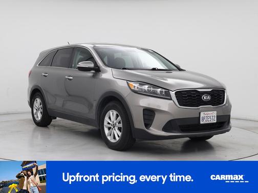 Gray 2019 Kia Sorento LX