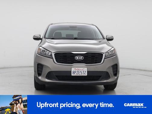 Gray 2019 Kia Sorento LX