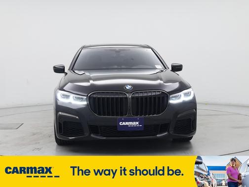 2022 BMW 740 I