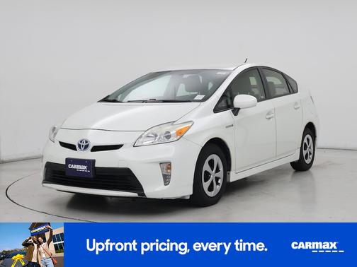 White 2015 Toyota Prius Three