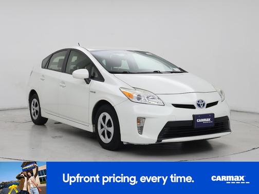 White 2015 Toyota Prius Three