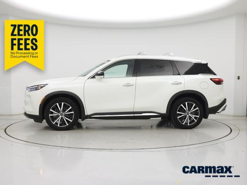White 2025 INFINITI QX60 Sensory