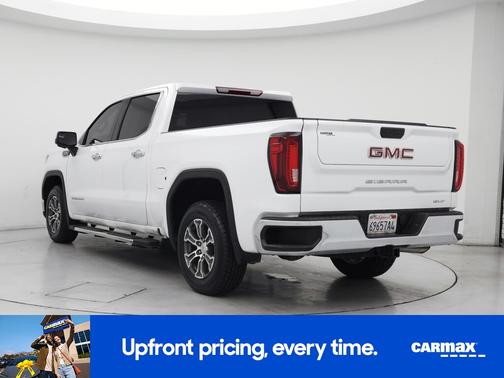 White 2025 GMC Sierra 1500 SLT