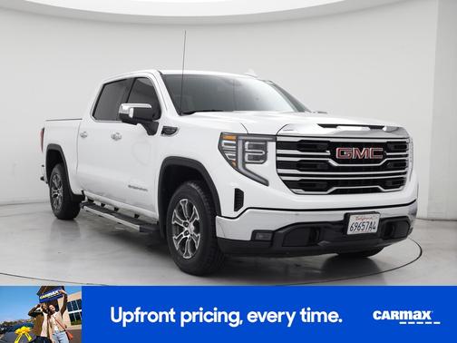 White 2025 GMC Sierra 1500 SLT