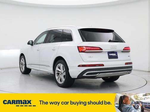 2024 Audi Q7 Premium Plus