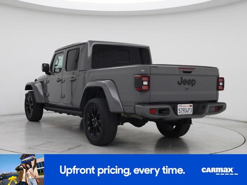 Gray 2022 Jeep Gladiator High Altitude