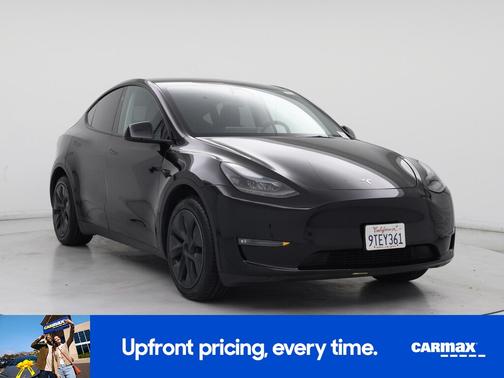 Black 2025 Tesla Model Y Long Range